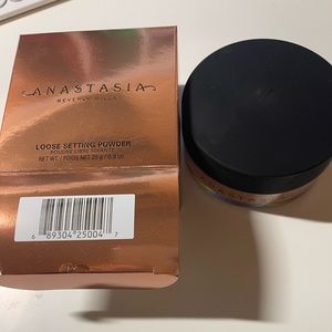 Anastasia Beverly Hills loose setting powder